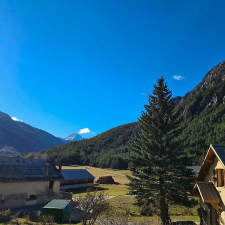 Bed And Breakfast Les Airelles Val-des-Prés 外观 照片